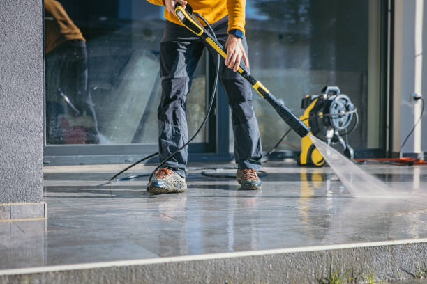 Best Sidewalk Pressure Washing  in West End Cobb Town, AL